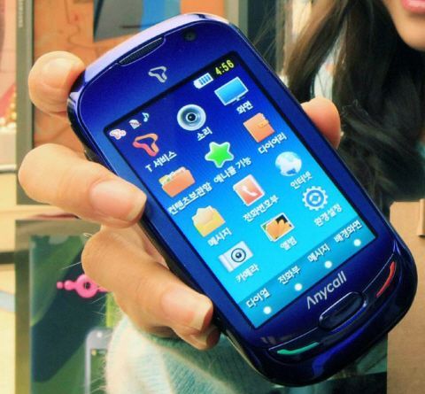Samsung займется выпуском смартфонов с солнечными батареями