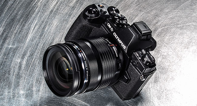 В Украине начались продажи камеры Olympus OM-D E-M1 стандарта Micro Four Thirds