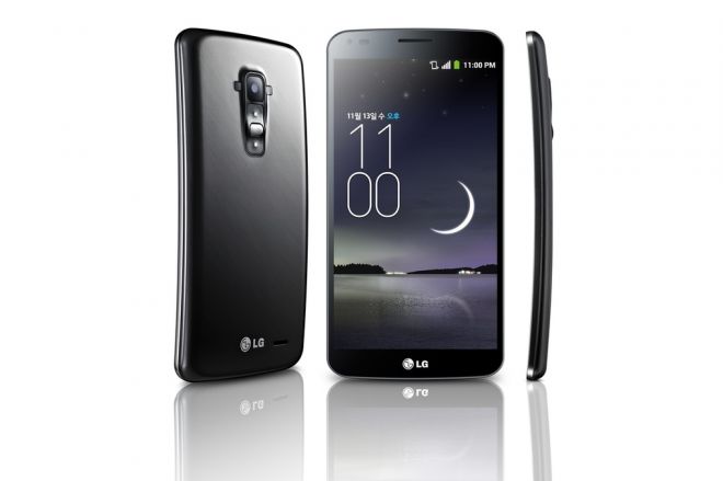 LG G Flex завоевал первые награды