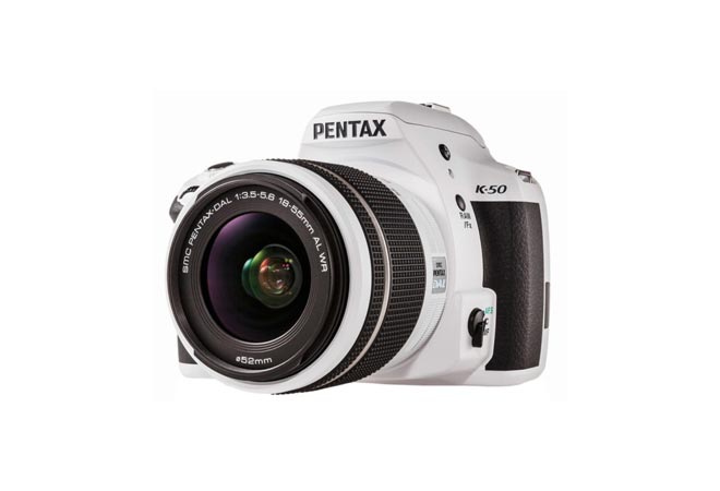 Pentax представит зеркальную камеру K-60 и два погодоустойчивых объектива