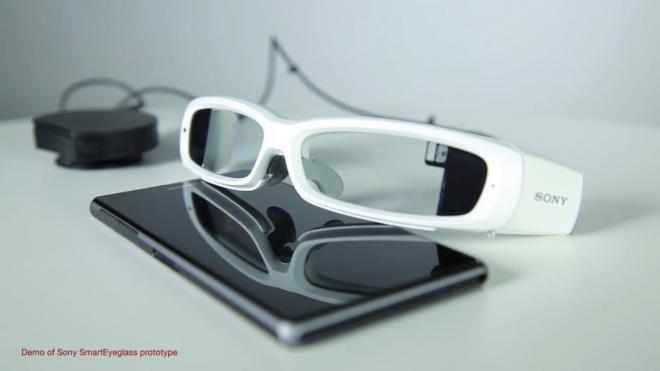 Sony представила прототип умных очков SmartEyeglass