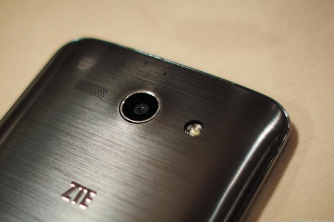 ZTE представит первый смартфон с 4 ГБ оперативки