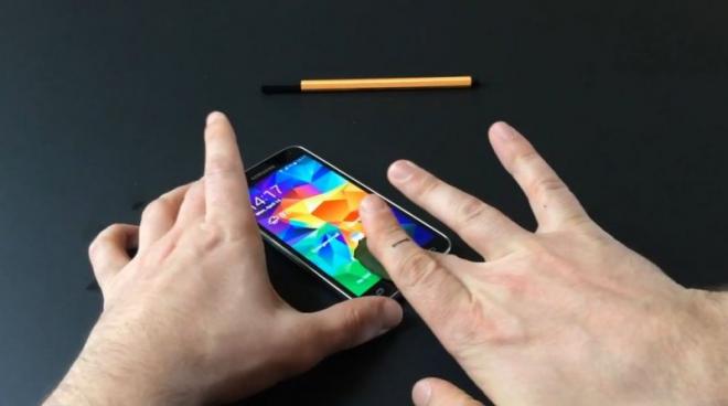 Сканер отпечатков пальцев Samsung Galaxy S5 уже взломан
