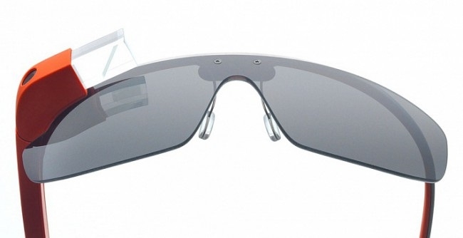 Google Glass 2 получат миниатюрный OLED-дисплей
