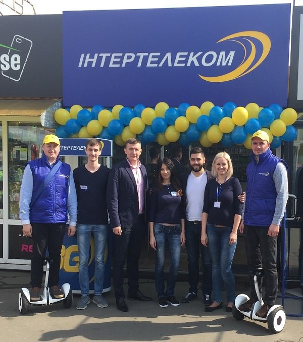 Интертелеком открыл свой фирменный салон связи в Киеве