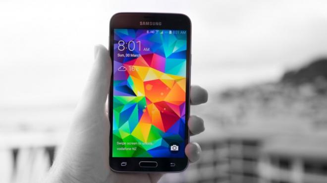   Samsung Galaxy S5  2K-